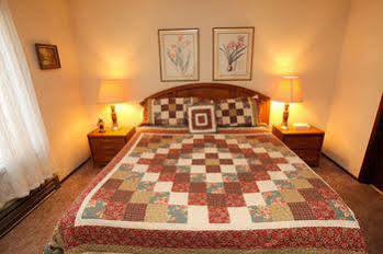 Discovery 4 Hotel 3*